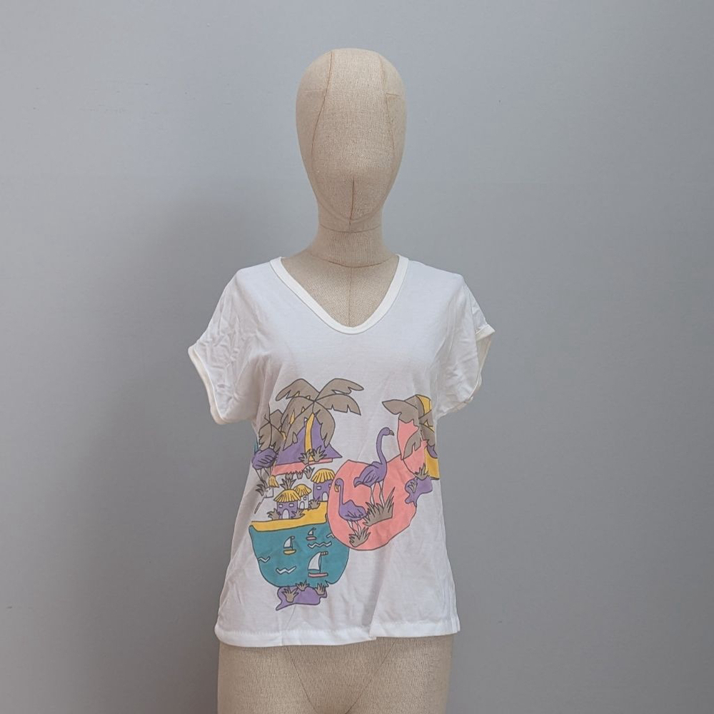 Julie Girl Vintage Purple Flamingo Beach Scene T-Shirt -Medium